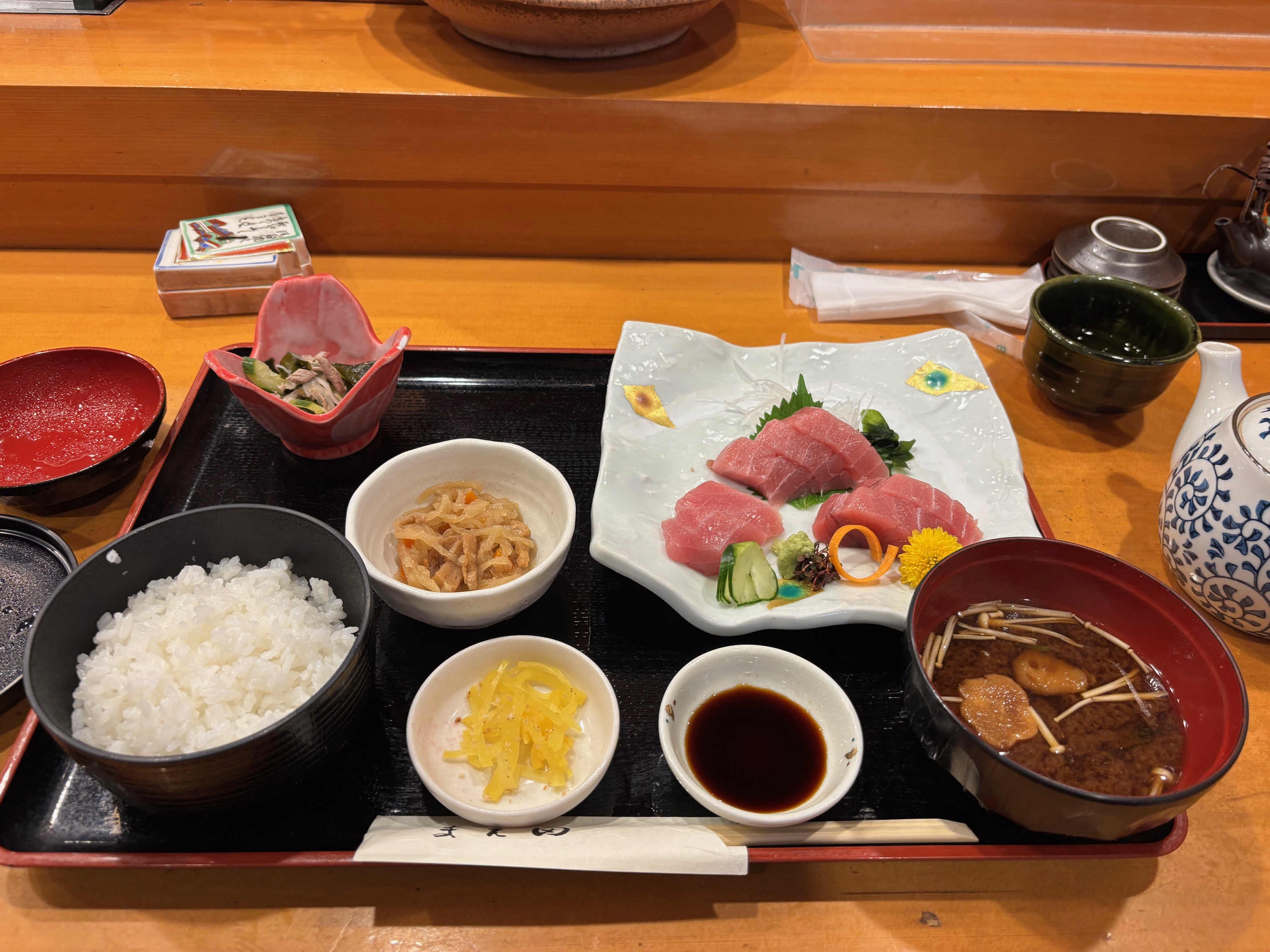 生まぐろ造り定食
