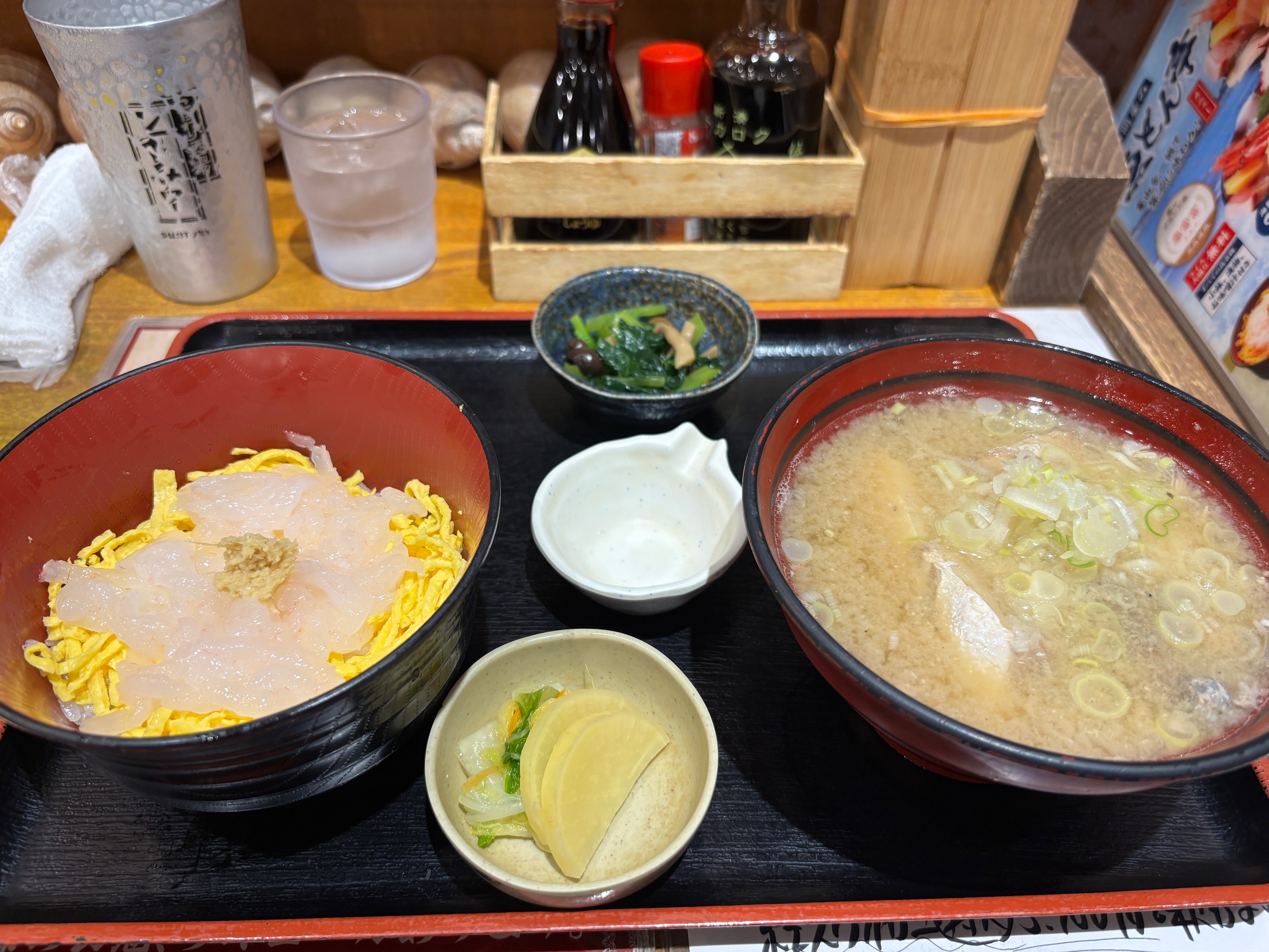 白エビ丼