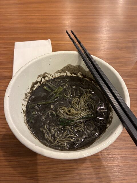 夜鳴き担々麺