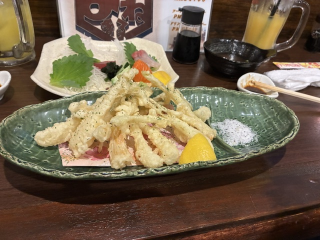 路地裏キッチンよねまる1